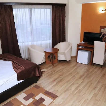 Crystal Palace Hotel Râmnicu Vâlcea